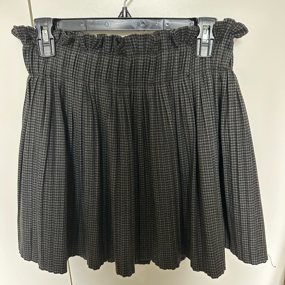 Zara Black and Gray A-Line Skirt